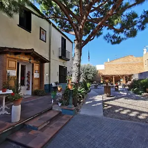 Mucha Masia Rural Urba Hostel El Prat de Llobregat
